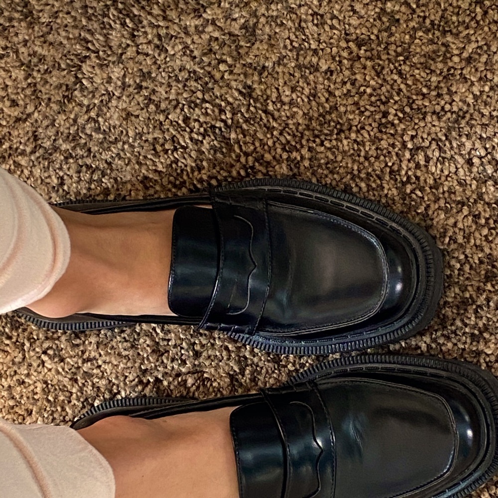 90’s style shoes